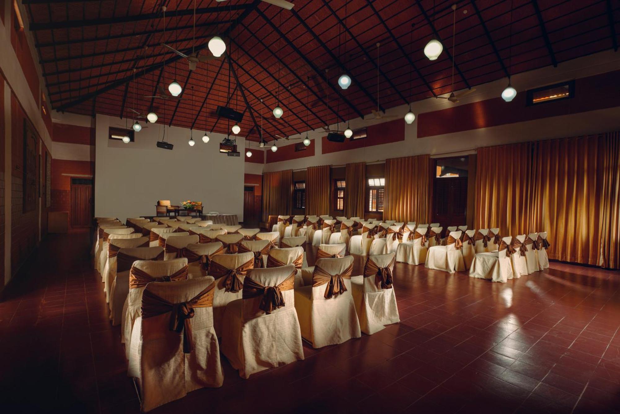 Olde Bangalore Resort And Wellness Center Devanahalli Екстер'єр фото