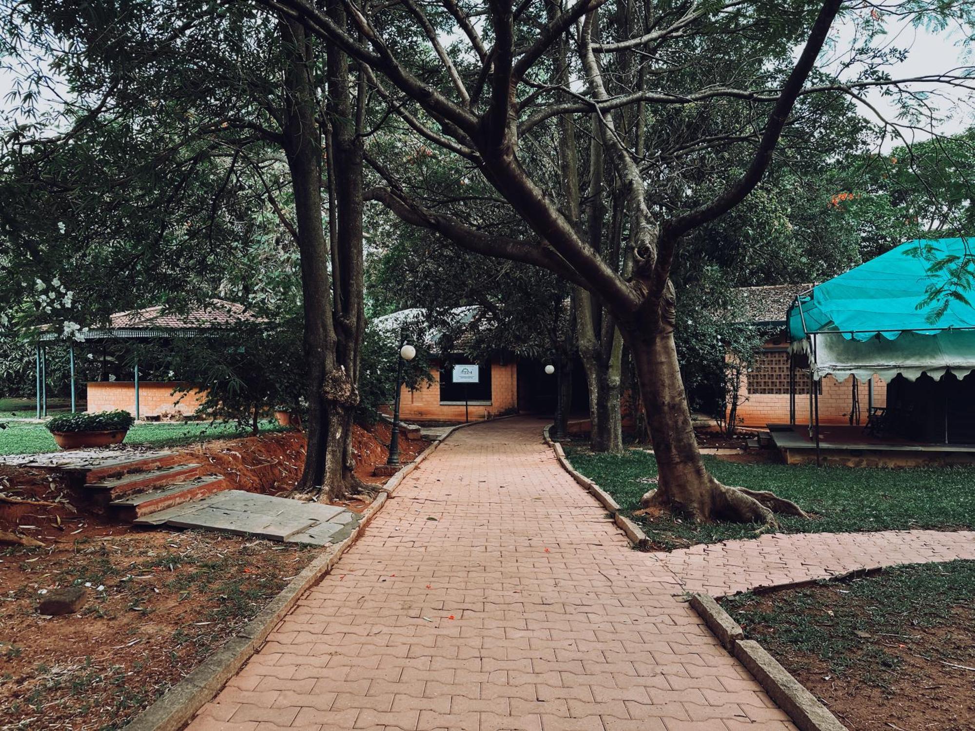 Olde Bangalore Resort And Wellness Center Devanahalli Екстер'єр фото